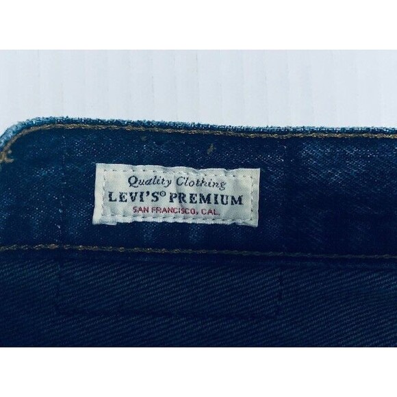 Levis 501 Jeans Womens 24x30 Fits 27x30 Blue Premium Button Fly Distressed Big E - Picture 12 of 16